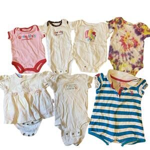 Carter’s &Mix Lot Of 7 Baby Girl Bodysuit Dress Outfit Clothe Sz 0-3-6M Adorable